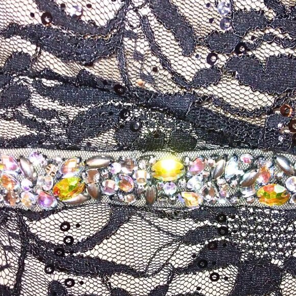 WINDSOR COLLECTIONS BLACK & NUDE LACE DRESS WITH CRYSTAL WAISTBAND - Picture 3 of 7